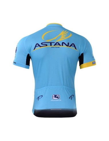 Conjunto corto de ciclismo Astana: comodidad y frescura para tus rutas