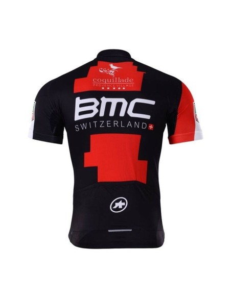 Equipación de ciclismo BMC para el verano: comodidad y frescura en cada pedalada