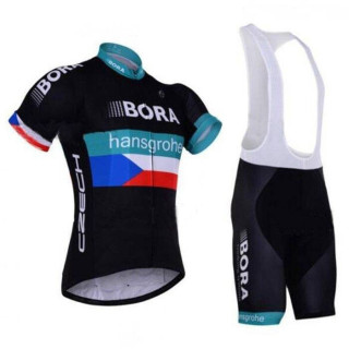 Conjunto corto de ciclismo Bora Czech: comodidad y estilo para tus rutas