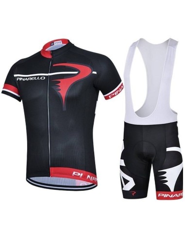 "Conjunto de ciclismo corto para el verano: comodidad y estilo en cada pedaleo"