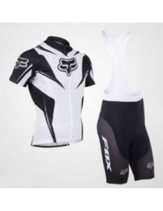 Conjunto Corto de Ciclismo Fox para el Verano: Comodidad y Estilo en Cada Pedalada