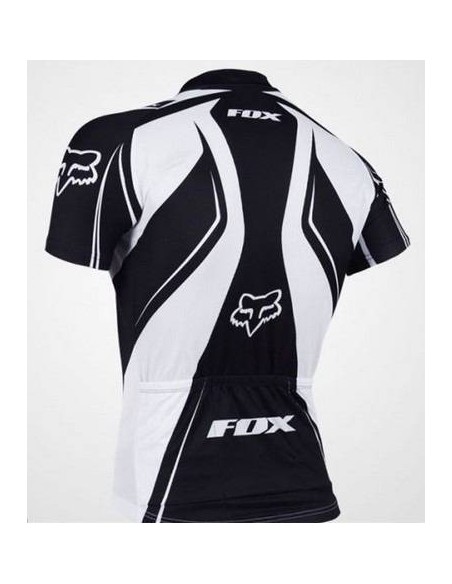 Conjunto Corto de Ciclismo Fox para el Verano: Comodidad y Estilo en Cada Pedalada