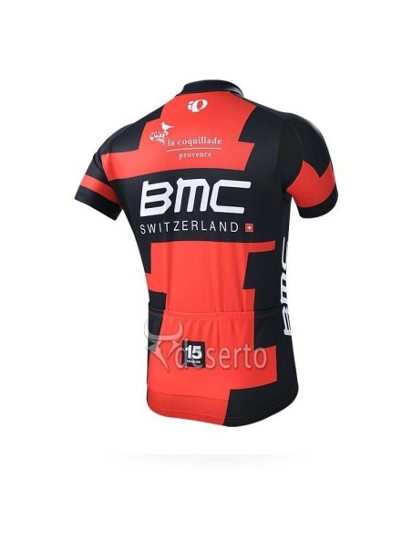 Equipación de ciclismo corta BMC: comodidad y frescura para tus paseos de verano