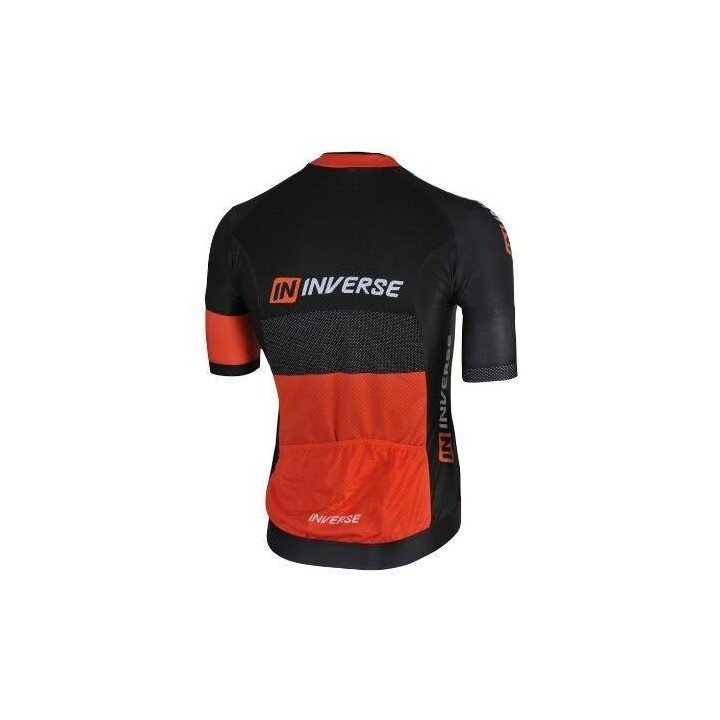 Conjunto de Ciclismo Corto Inverse: Comodidad y Estilo para el Verano