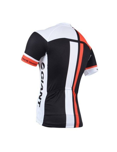 Maillot Corto Giant: Comodidad y Frescura para tus Rutas en Bicicleta