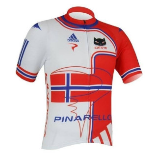 Maillot corto de ciclismo: comodidad y frescura para tus rutas