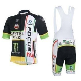 Equipación de Ciclismo de Verano Focus: Comodidad y Estilo para tus Rutas