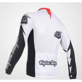 Ropa de ciclismo de invierno con tirantes para estar cómodo y seco en tus entrenamientos