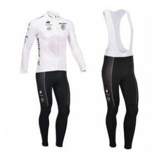Ropa de ciclismo de invierno cómoda y resistente para tus entrenamientos