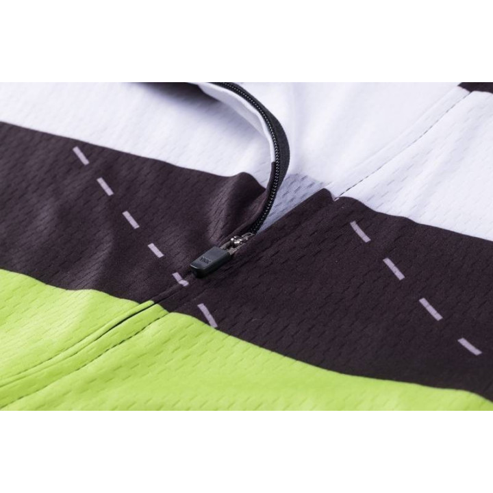 Conjunto de ciclismo corto Miloto: confort y frescura para tus paseos de verano