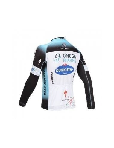 Ropa térmica para ciclistas Quick Step: comodidad y calidad en cada pedaleo