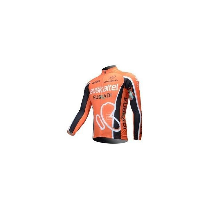 Ropa de ciclismo Euskatel Euskadi para el invierno: comodidad y estilo en tus entrenamientos