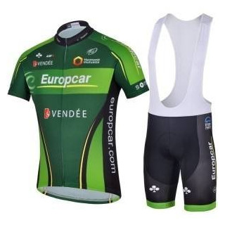 Conjunto de ciclismo corto Europcar para disfrutar el verano en bicicleta