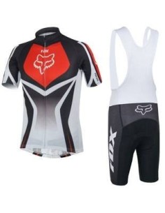 Conjunto Corto de Ciclismo Fox para Verano: Comodidad y Estilo en Cada Paseo