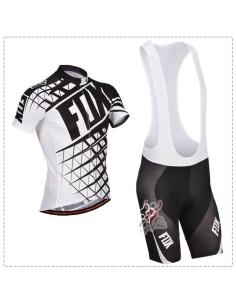Conjunto corto de ciclismo Fox para un verano cómodo y fresco
