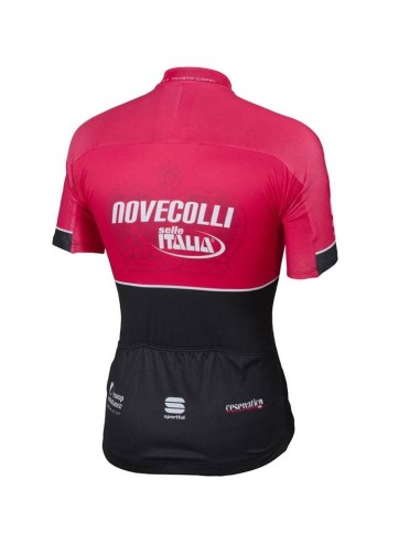 Conjunto de ciclismo corto NOVECOLLI para el verano, comodidad y estilo en cada pedaleada