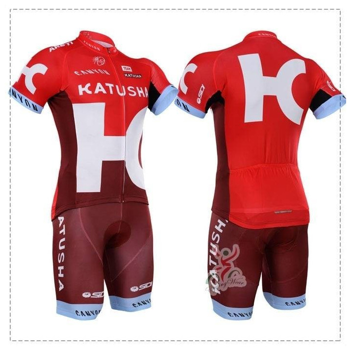 Conjunto de ciclismo Katusha para el verano: comodidad y frescura en cada pedalada