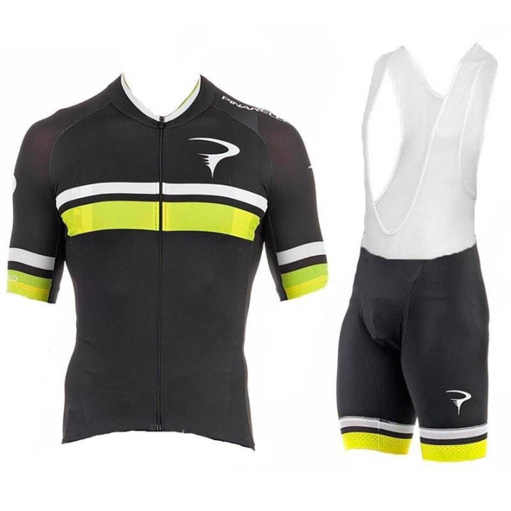 Conjunto de ciclismo corto para verano: comodidad y frescura aseguradas