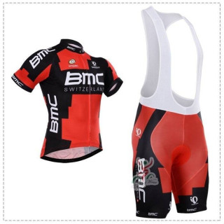 Ropa de ciclismo de verano BMC: comodidad y frescura para tus paseos