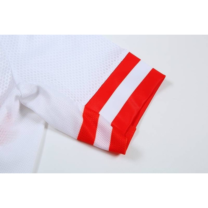 Maillot de Ciclismo Mundial Inglaterra: Comodidad y Estilo en Cada Pedalada