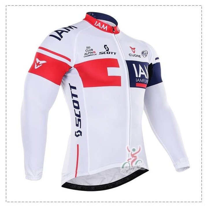 Ropa térmica de ciclismo IAM: comodidad y estilo para tus rutas