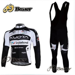 Ropa térmica de ciclismo Kuota con tirantes para sentirte cómodo y fresco en cada pedaleo