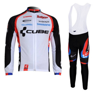 Ropa Térmica de Ciclismo Cube: Comodidad y Estilo para tus Rutas