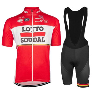 Conjunto corto de ciclismo Lotto: comodidad y estilo para tus rutas de verano