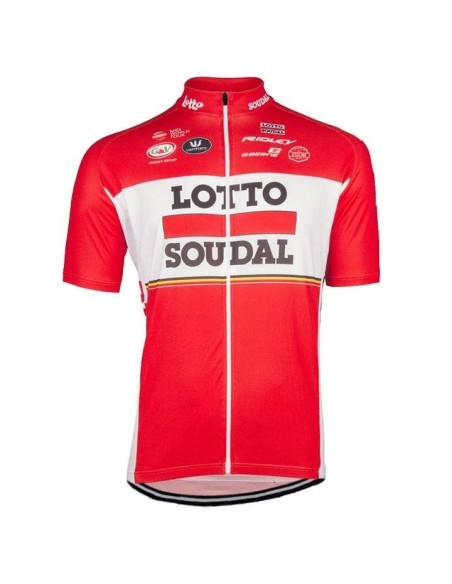 Conjunto corto de ciclismo Lotto: comodidad y estilo para tus rutas de verano