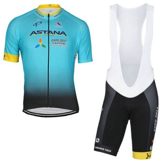 Conjunto corto de ciclismo Astana: comodidad y frescura para tus rutas
