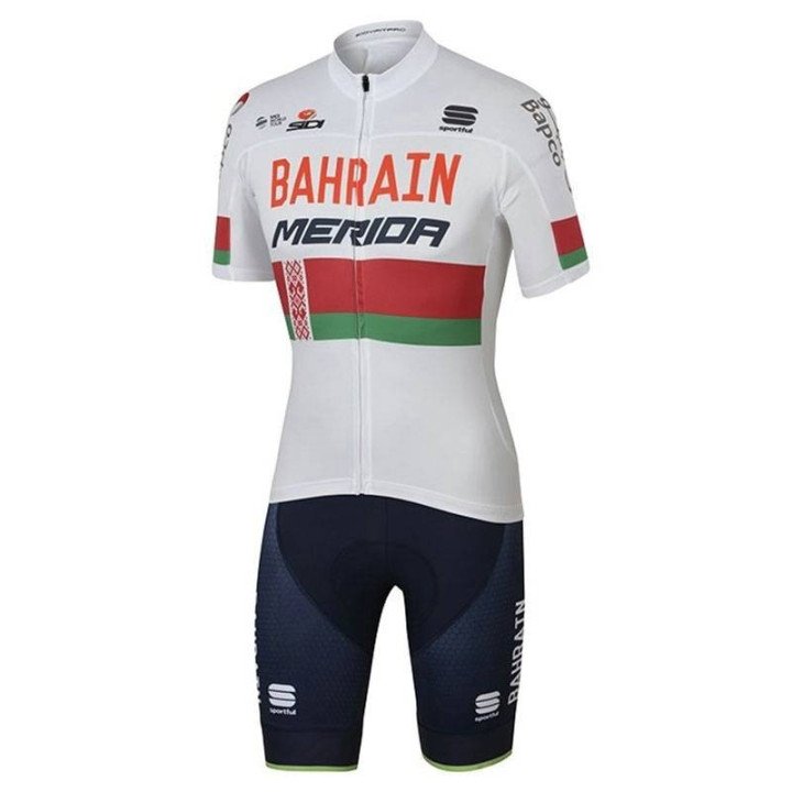Conjunto corto de ciclismo BAHRAIN MERIDA: comodidad y estilo para tus paseos
