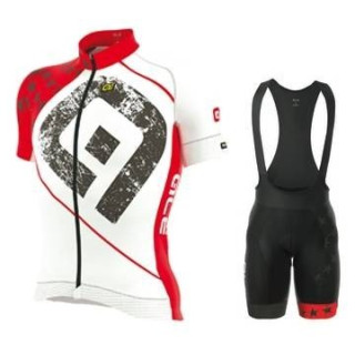 Conjunto corto de ciclismo ALE GRAPHICS PRR para estar cómodo y fresco en tus rutas