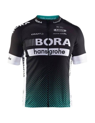 Conjunto de ciclismo BORA hansgrohe: comodidad y frescura para tus rutas