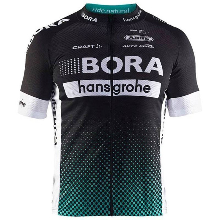 Conjunto de ciclismo BORA hansgrohe: comodidad y frescura para tus rutas