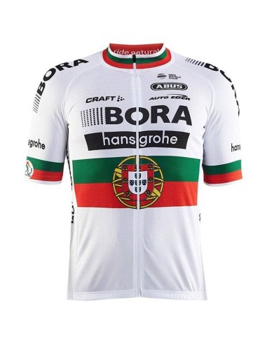 Conjunto corto de ciclismo BORA hansgrohe para sentirte cómodo en tus rutas