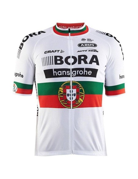 Conjunto corto de ciclismo BORA hansgrohe para sentirte cómodo en tus rutas