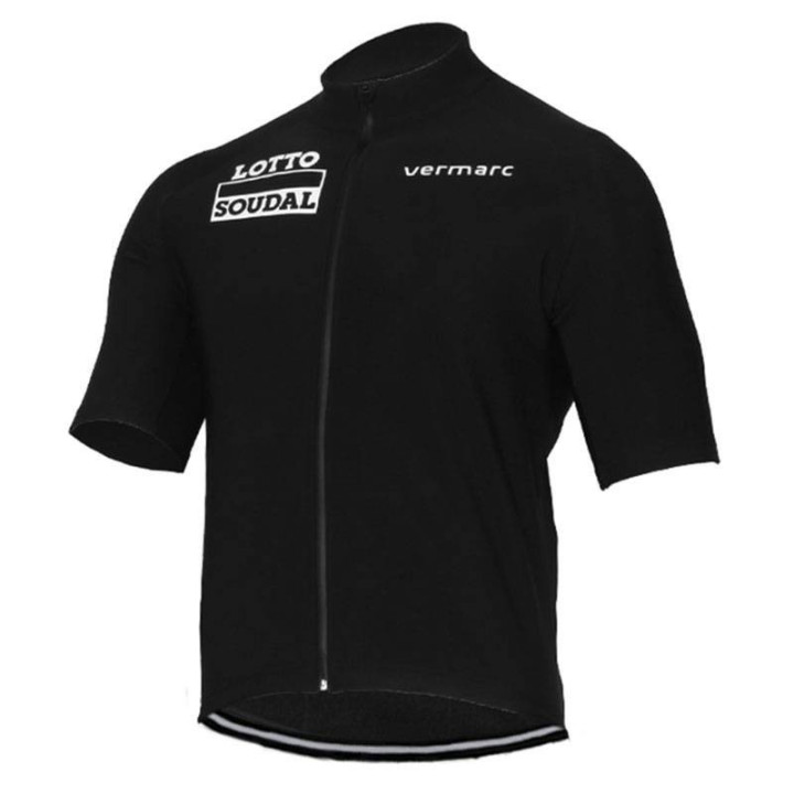 Conjunto de ciclismo corto LOTTO SOUDAL: comodidad y estilo para tus paseos de verano