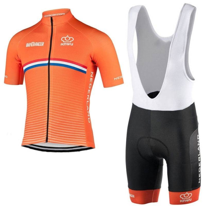 Conjunto de ciclismo corto NETHERLANDS: comodidad y estilo para tus rutas