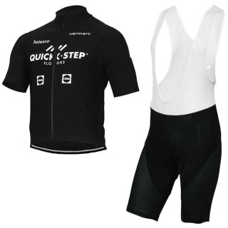 Conjunto corto de ciclismo QUICK STEP FLOORS: comodidad y estilo para tus rutas