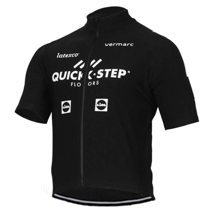 Conjunto corto de ciclismo QUICK STEP FLOORS: comodidad y estilo para tus rutas