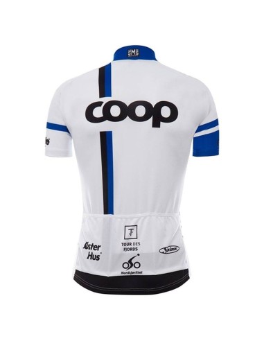 Conjunto corto de ciclismo COOP: comodidad y frescura para tus paseos de verano