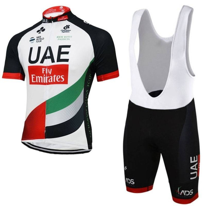 Conjunto corto de ciclismo UAE Fly Emirates para un verano cómodo y fresco