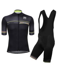 Conjunto corto de ciclismo UCI WORLD CHAMPION: comodidad y estilo para tus rutas