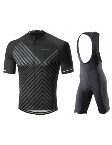 Conjunto corto de ciclismo para sentirte fresco y cómodo en cada pedaleo