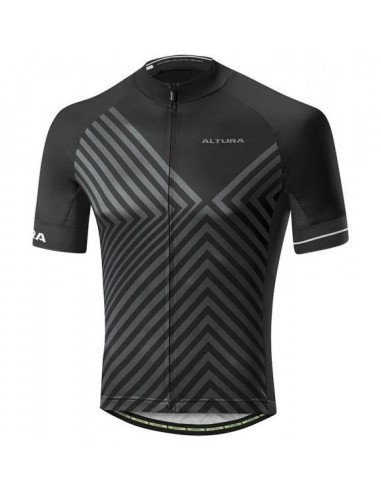 Conjunto corto de ciclismo para sentirte fresco y cómodo en cada pedaleo