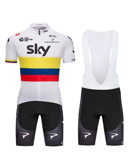 Conjunto de ciclismo corto SKY: comodidad y estilo para tus paseos en verano