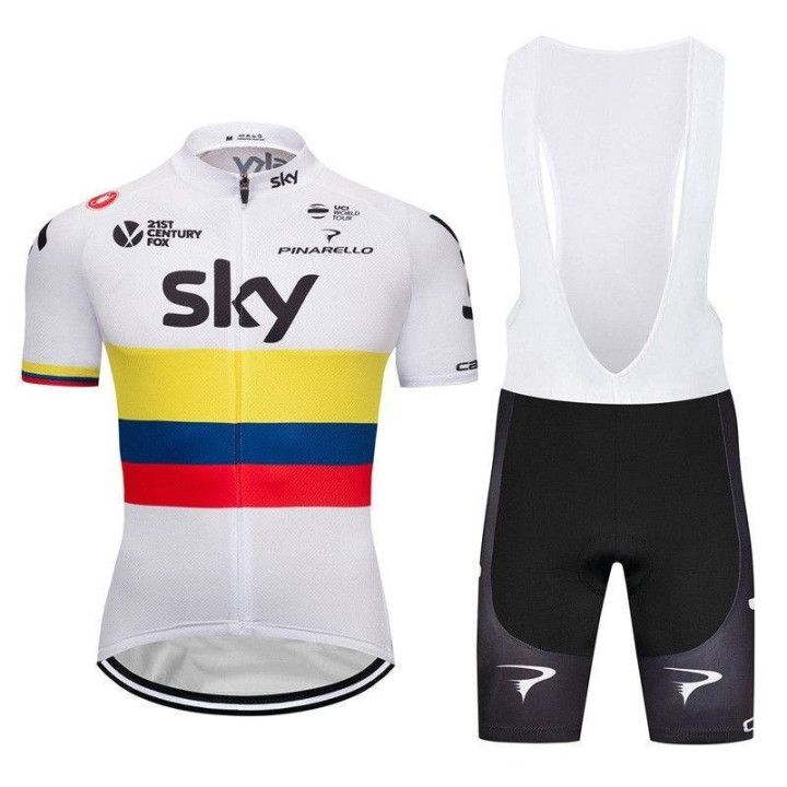 Conjunto de ciclismo corto SKY: comodidad y estilo para tus paseos en verano