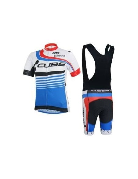 Conjunto corto de ciclismo CUBE: comodidad y estilo para tus paseos de verano