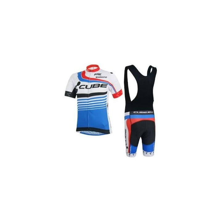 Conjunto corto de ciclismo CUBE: comodidad y estilo para tus paseos de verano