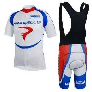 Conjunto corto de ciclismo Pinarello: comodidad y frescura para tus pedaleadas